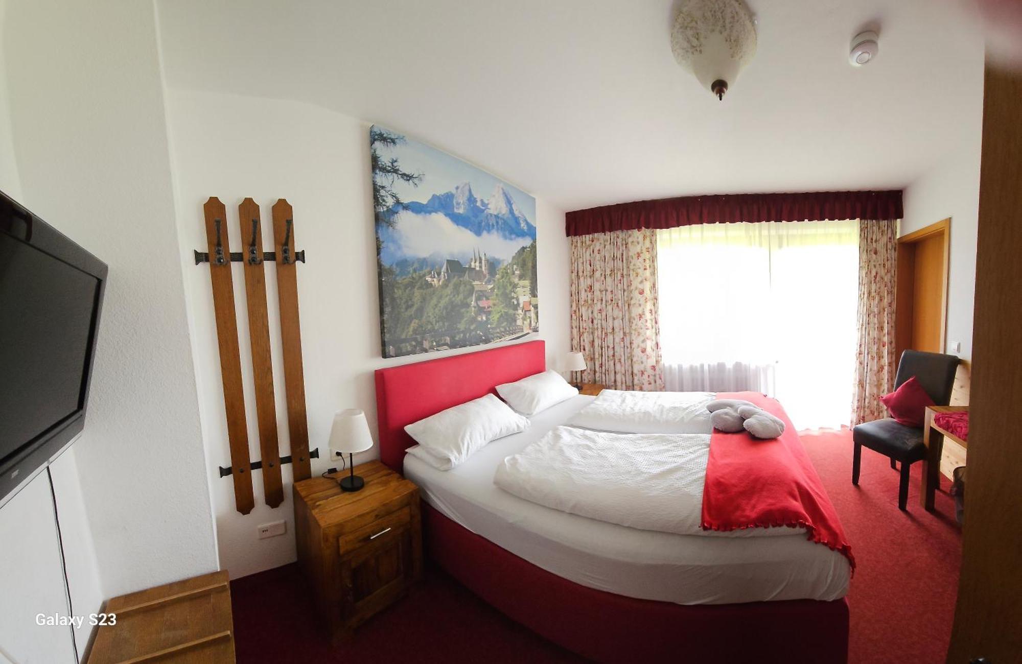 Tourist Boehm Hotel Schönau am Königssee